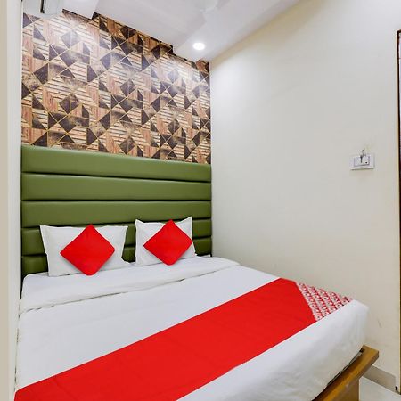 Hotel O Kb Villa อาเมดาบัด ภายนอก รูปภาพ