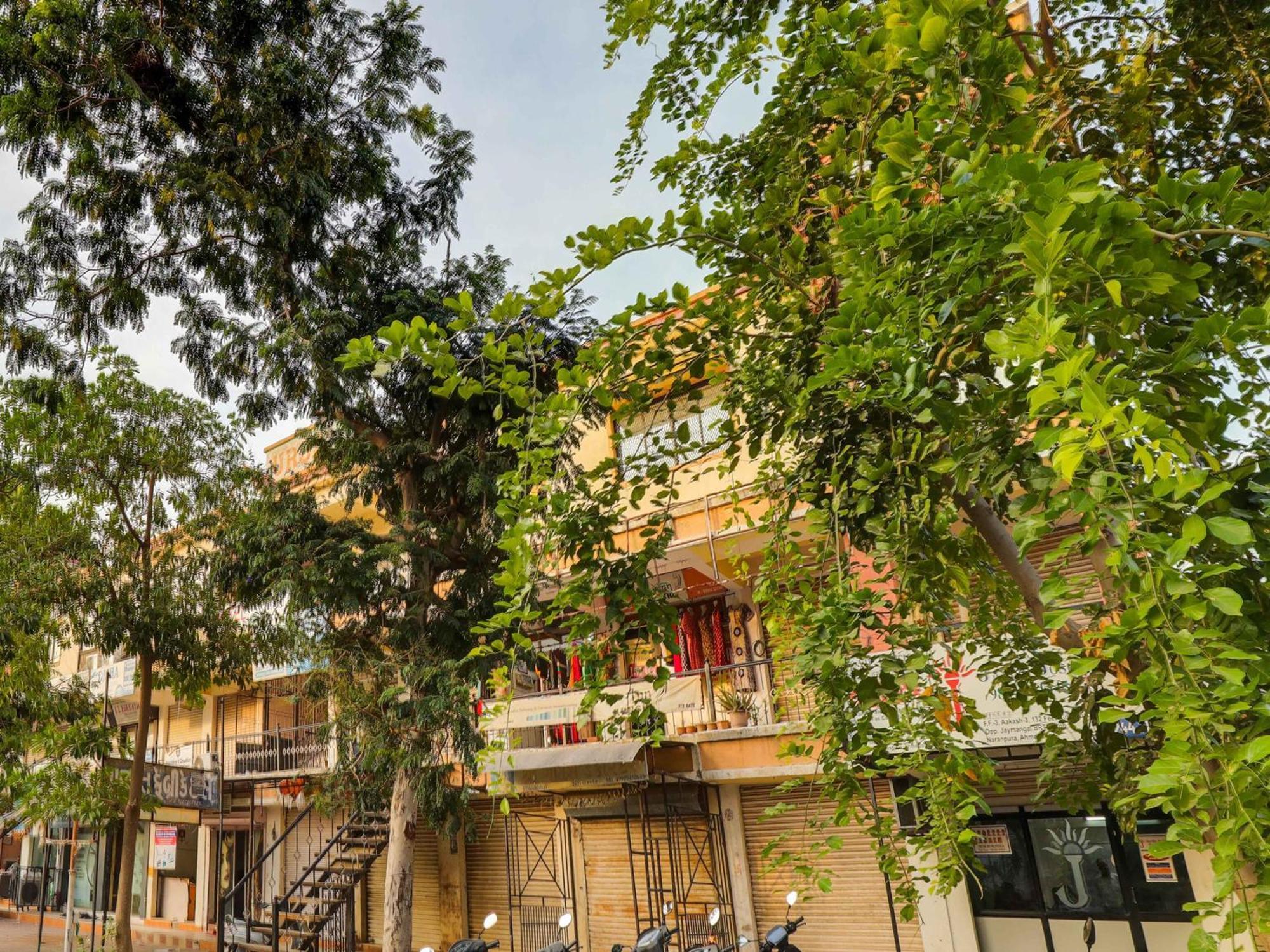 Hotel O Kb Villa อาเมดาบัด ภายนอก รูปภาพ